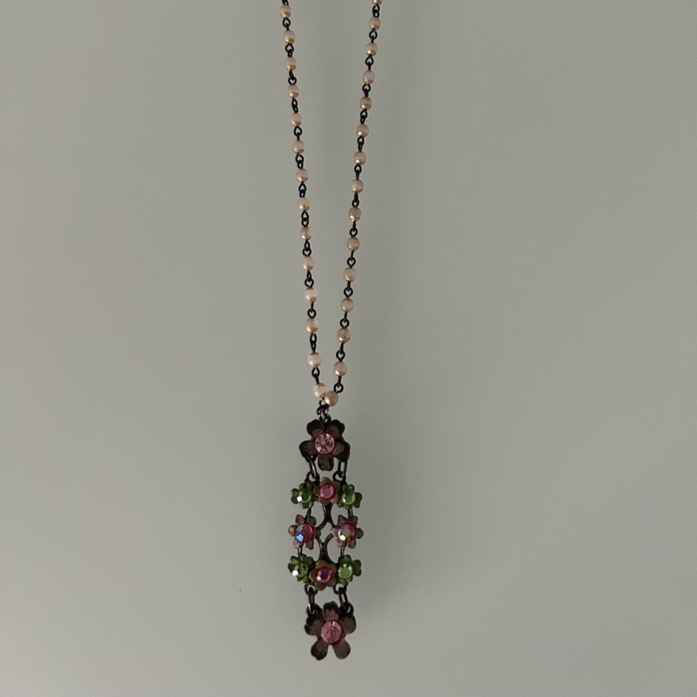 Elegant Multicolor Beaded Necklace